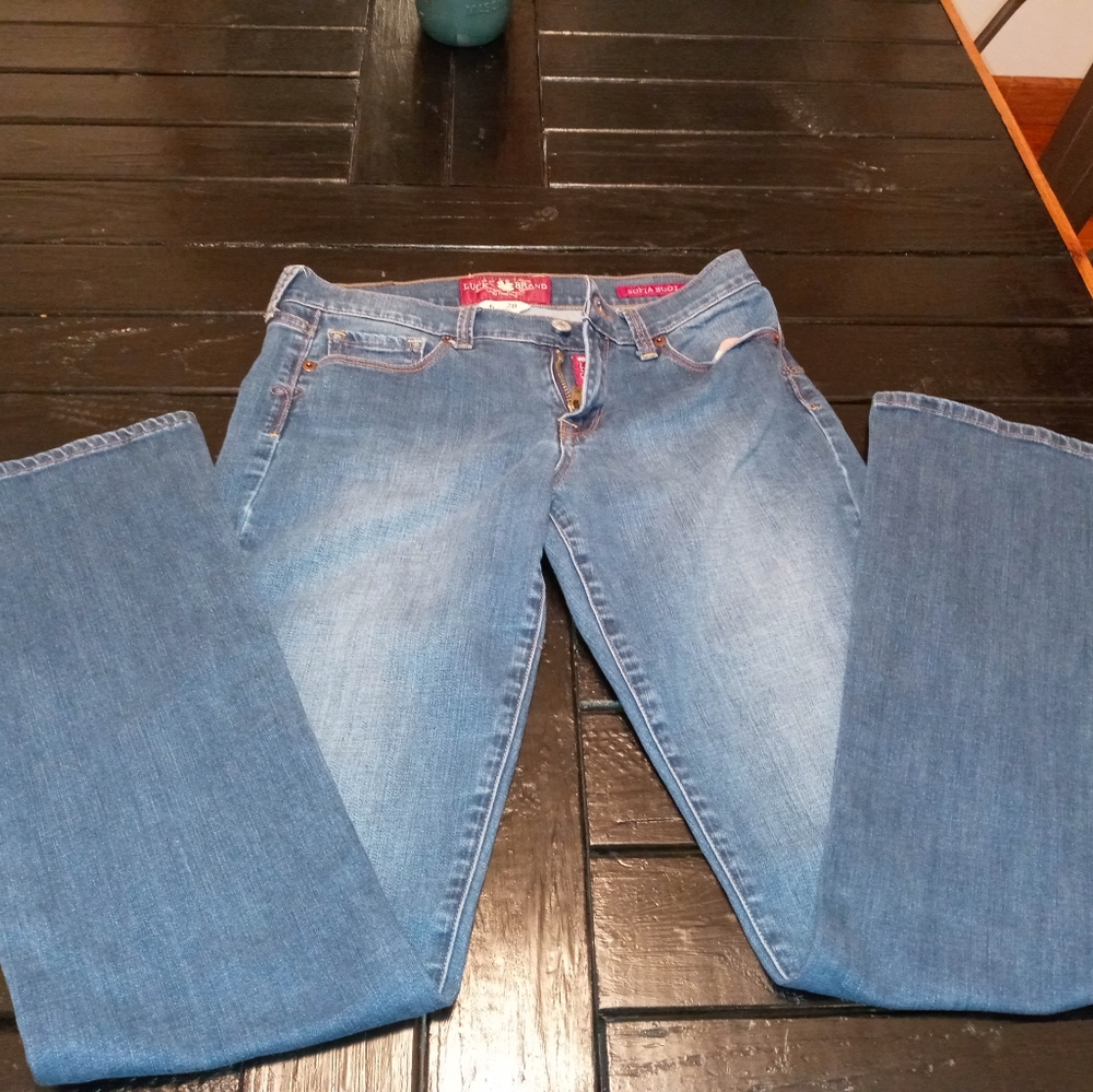 Lucky jeans